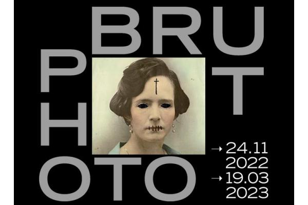 PHOTO I BRUT #2 Collection Bruno Decharme